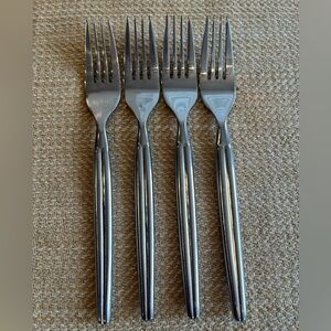 Hampton Silversmiths Ribbed Pattern
HSV15 Dinner Forks (4)